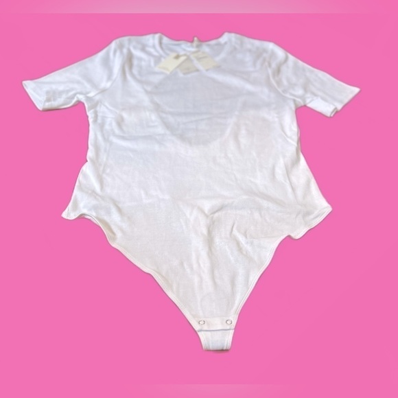 NWT Good American White Open-Back Short-Sleeve Thong Bodysuit with Snaps, XXXL - Picture 5 of 15